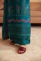 TEAL TREASURE BY AZURE | ZINC - LAWN CHICKEN KARI