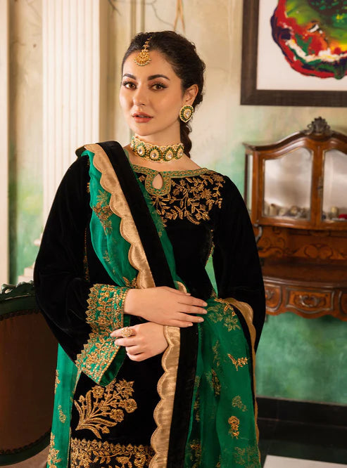 ZAINAB CHOTTANI - LUXURY VELVET EMBROIDERED THREE PIECE SUIT