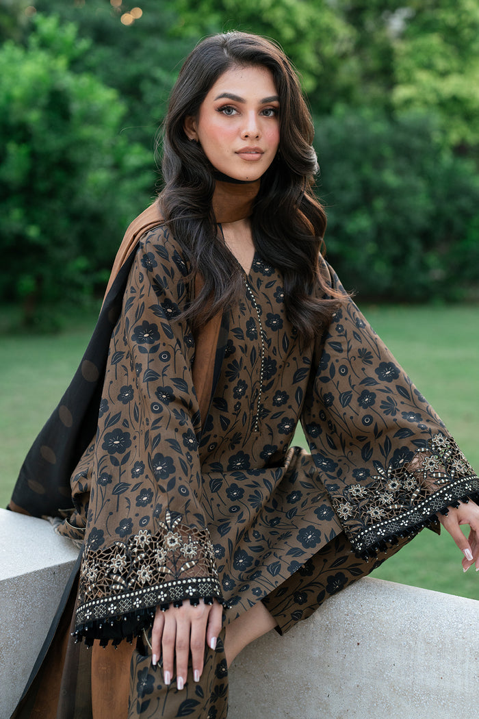 BAROQUE | LUXURY DIGITAL PRINTED WITH EMBROIDERED LAWN UNSTITCHED 3-PIECE SUIT | VISCOSE UF-4006