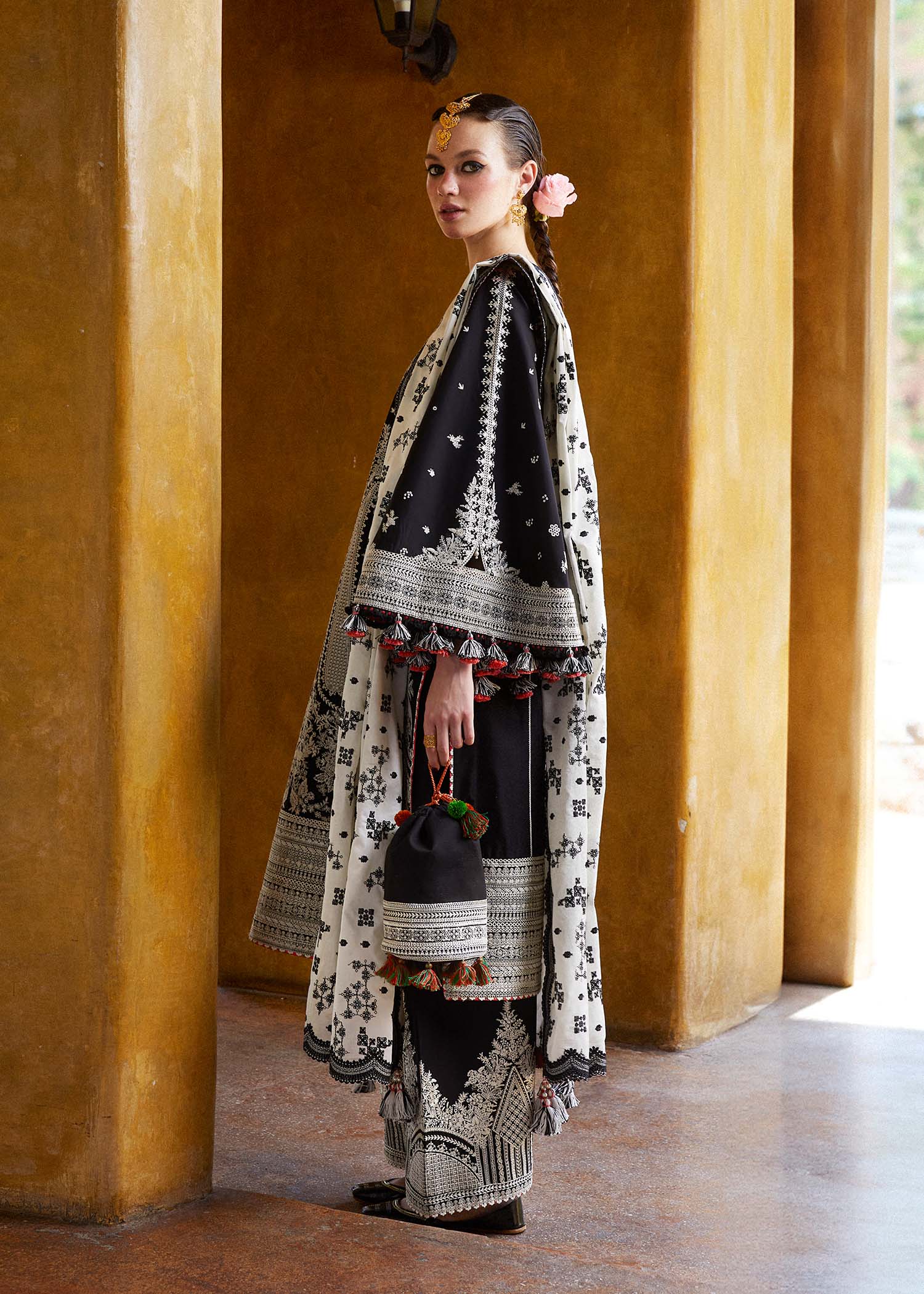 SHAMS BY HUSSAIN REHAR | ELEGANTLY PREMIUM EMBROIDERED LAWN | UNSTITCHED 3-PIECE SUIT