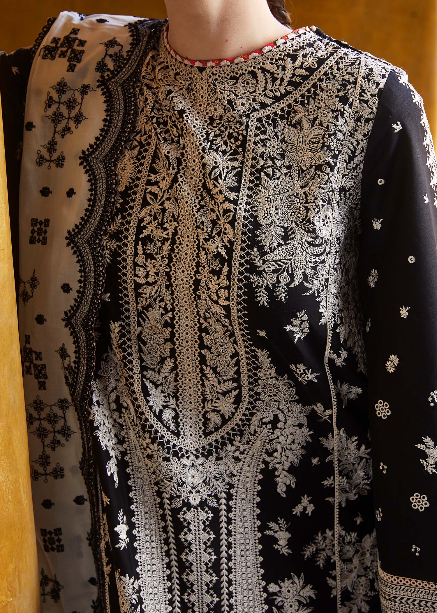 SHAMS BY HUSSAIN REHAR | ELEGANTLY PREMIUM EMBROIDERED LAWN | UNSTITCHED 3-PIECE SUIT