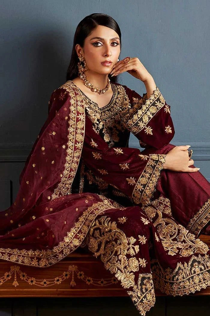 ZAINAB CHOTTANI NEW VELVET COLLECTION