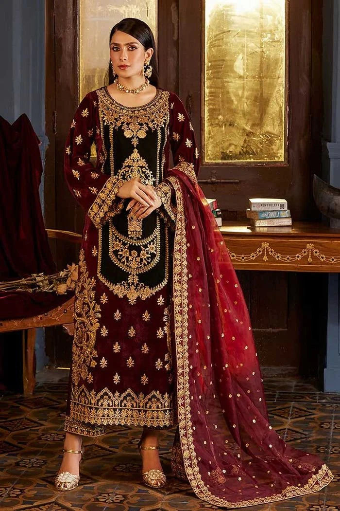 ZAINAB CHOTTANI NEW VELVET COLLECTION