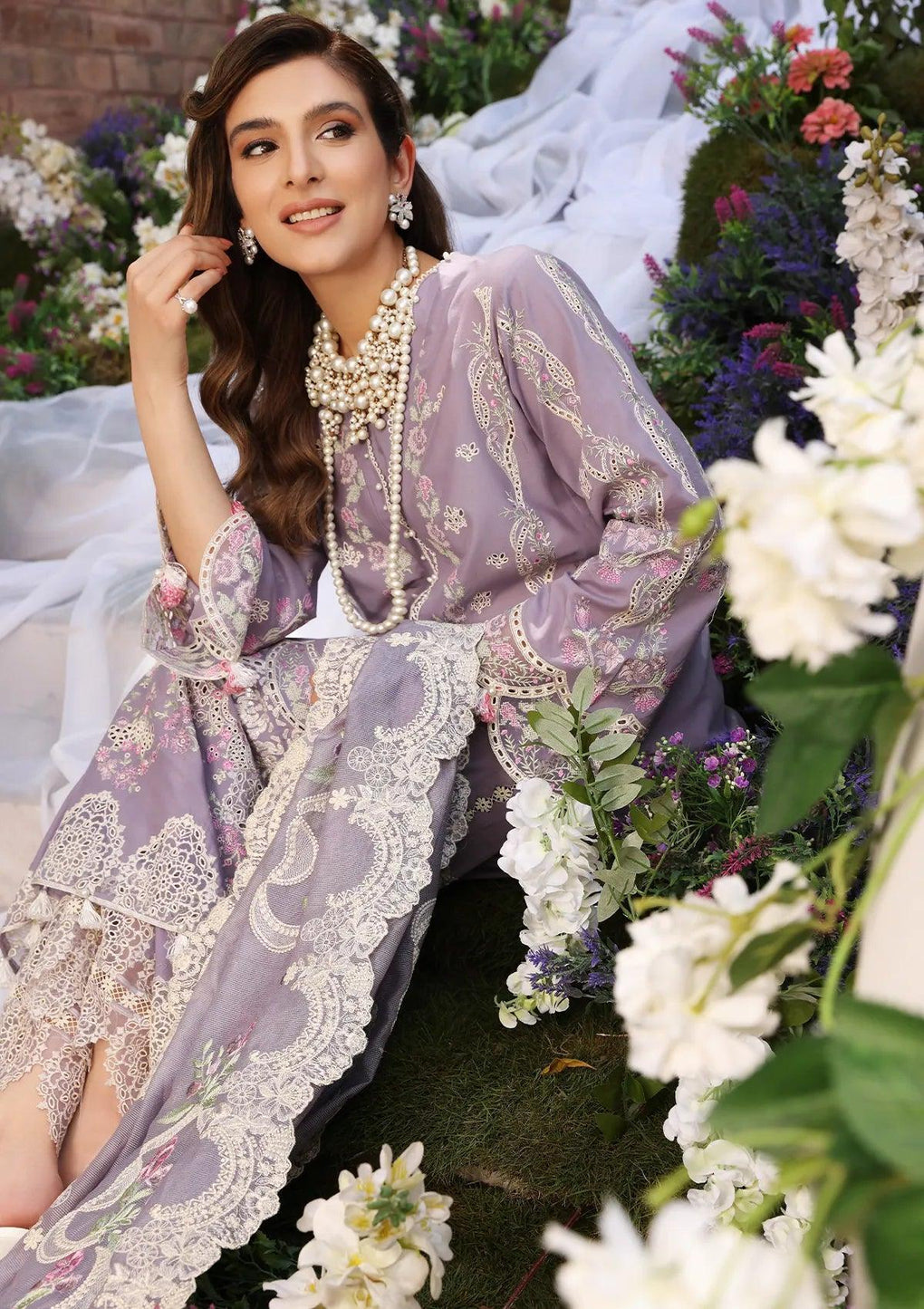 RAPUNZEL || ELAF FESTIVE CHIKANKARI LAWN 25" FULL HEAVY EMBROIDERED DRESS UNSTITCHED 3-PIECE