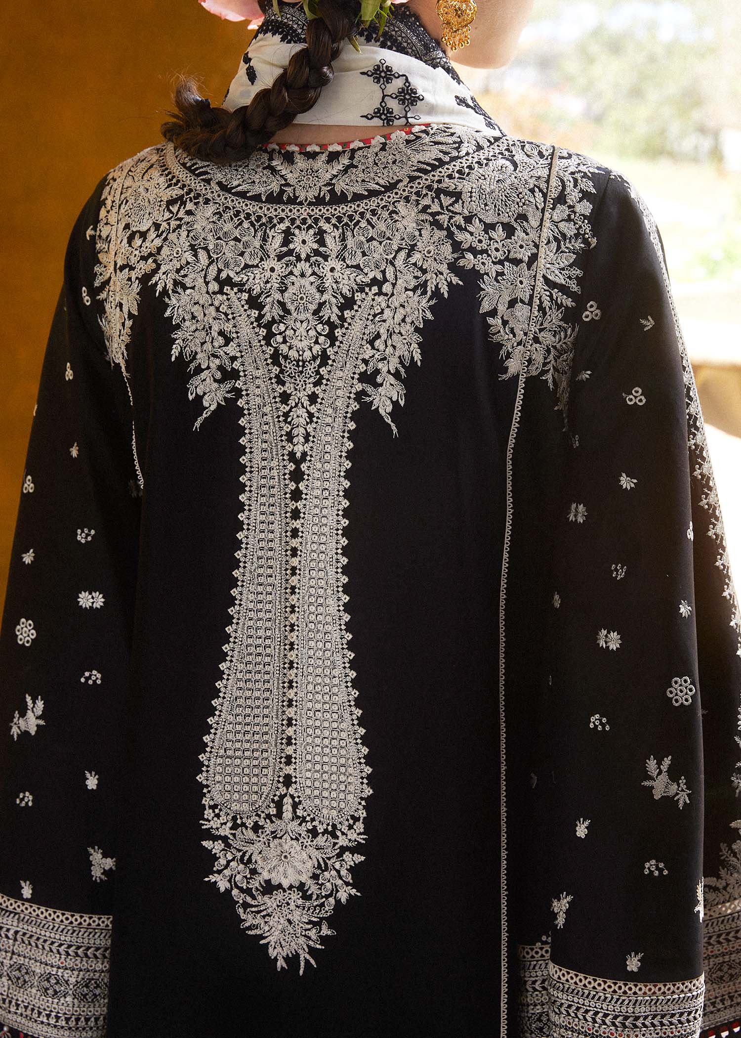 SHAMS BY HUSSAIN REHAR | ELEGANTLY PREMIUM EMBROIDERED LAWN | UNSTITCHED 3-PIECE SUIT