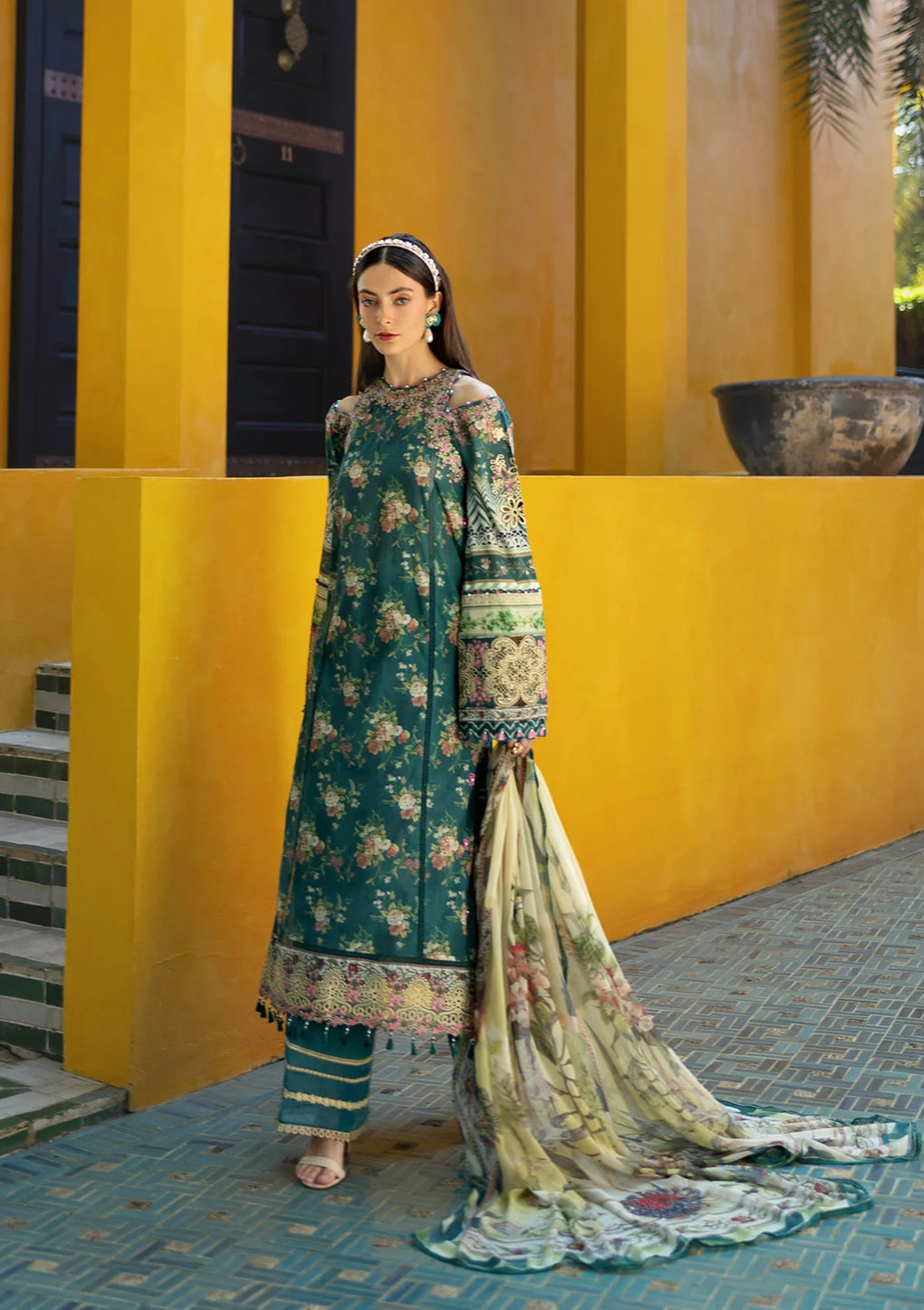 SIGNATURE BY ELAF | ELEGANTLY MULTI DIGITAL PRINTED LAWN WITH PREMIUM MULTI THREAD EMBROIDERED WORK | UNSTITCHED 3-PIECE SUIT | ETS-07A STAY CURIOUS