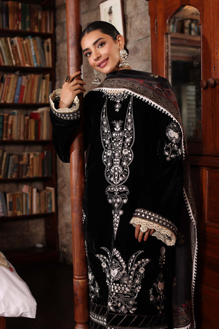 NOOR BY SAADIA ASAD EMBROIDERED BLACK VELVET SUIT