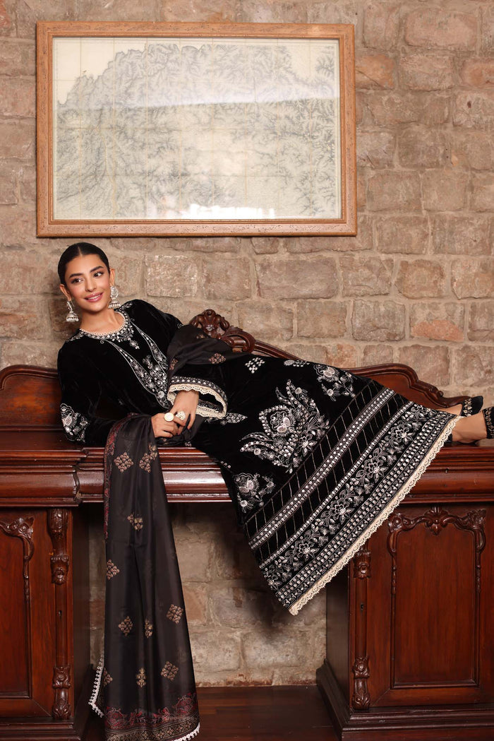 NOOR BY SAADIA ASAD EMBROIDERED BLACK VELVET SUIT