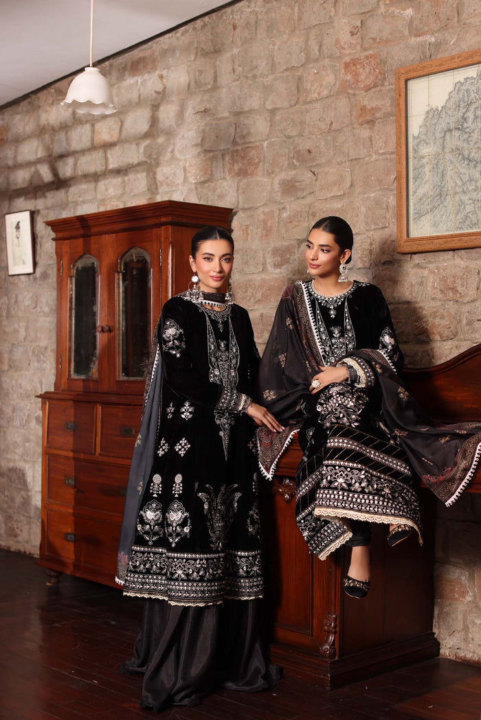 NOOR BY SAADIA ASAD EMBROIDERED BLACK VELVET SUIT