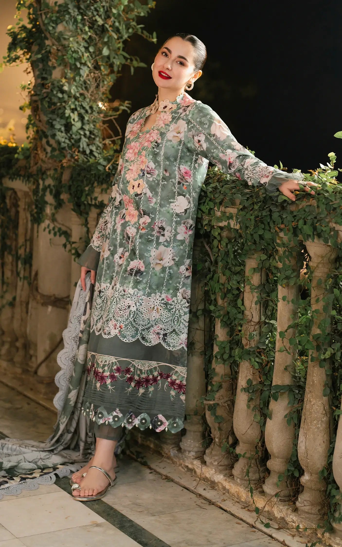 GULKARI BY ASIFA & NABEEL | HEAVY CHICKENKARI EMBROIDERED LAWN | UNSTITCHED 3-PIECE SUIT |  AN25G D-GKL-06 ARABELLA