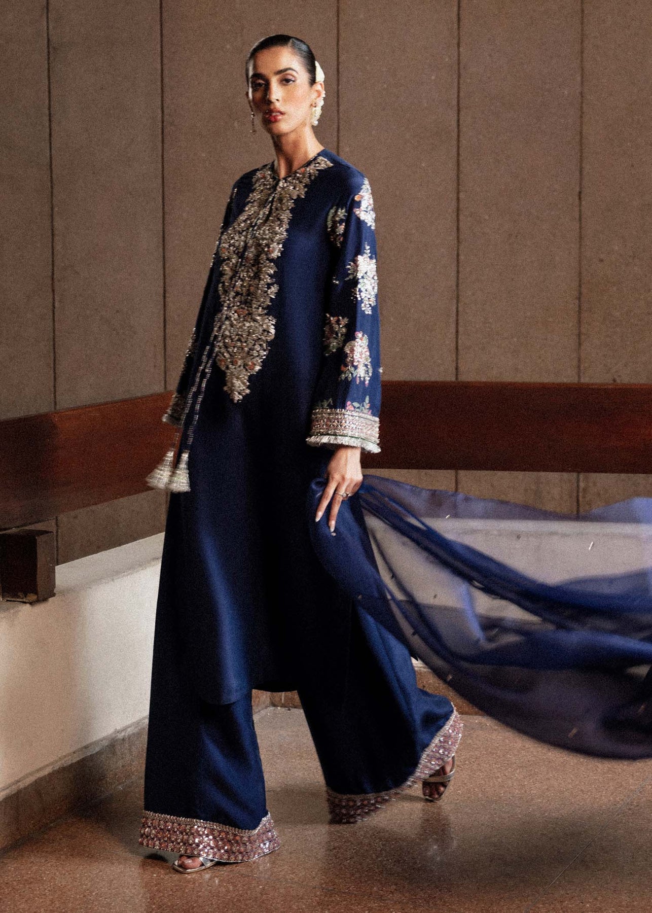 HUSSAIN REHAR LUXURY BLUE RAW SILK DRESS HUSSAIN REHAR LUXURY BLUE RAW SILK DRESS