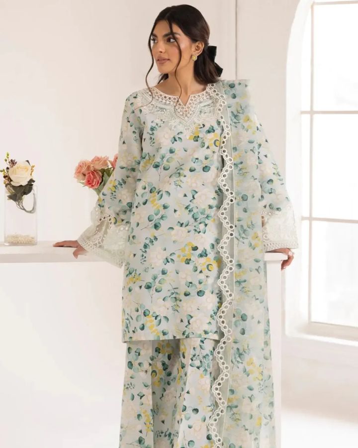 Mohagni Printed Lawn Collection Replica